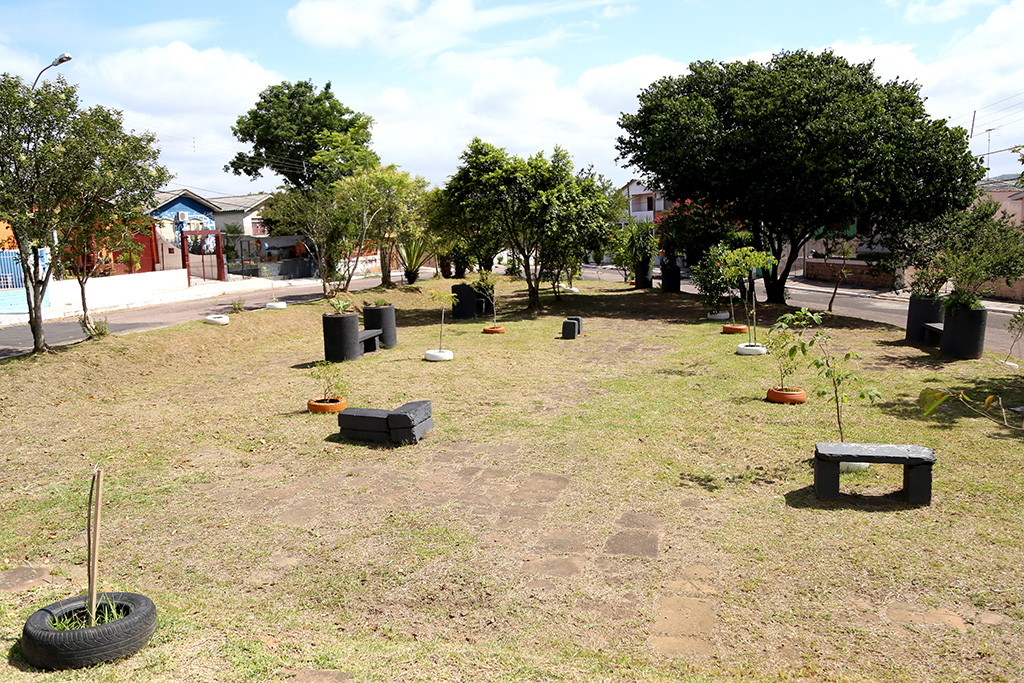 20161209 AdrianoRosadaRocha PracaDosGringos abre