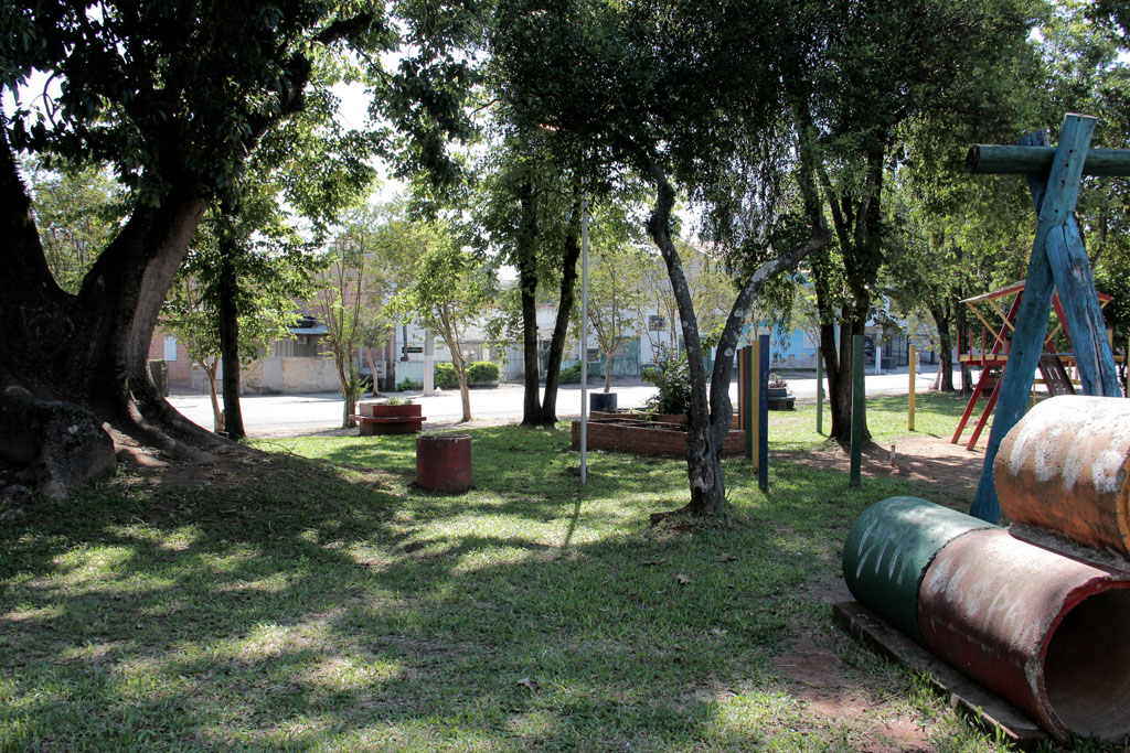 170412_AdrianoRosadaRocha_PracaHelioHaack